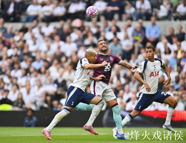 森林状态回暖，3-0击败利物浦和热刺，此前澳波带队0-3负于阿森纳和切尔西